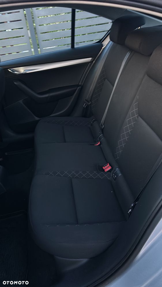 Skoda Octavia 1.6 TDI SCR Ambition - 7