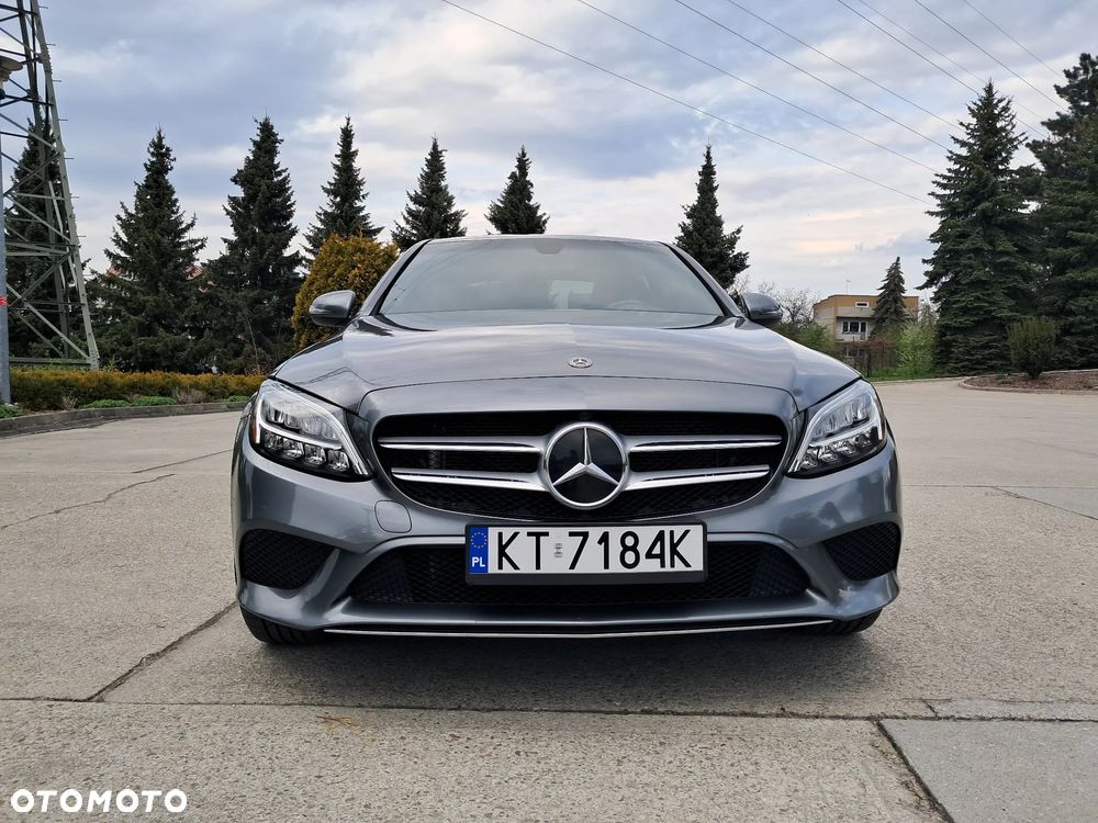 Mercedes-Benz Klasa C 300 4Matic 9G-TRONIC Exclusive - 2