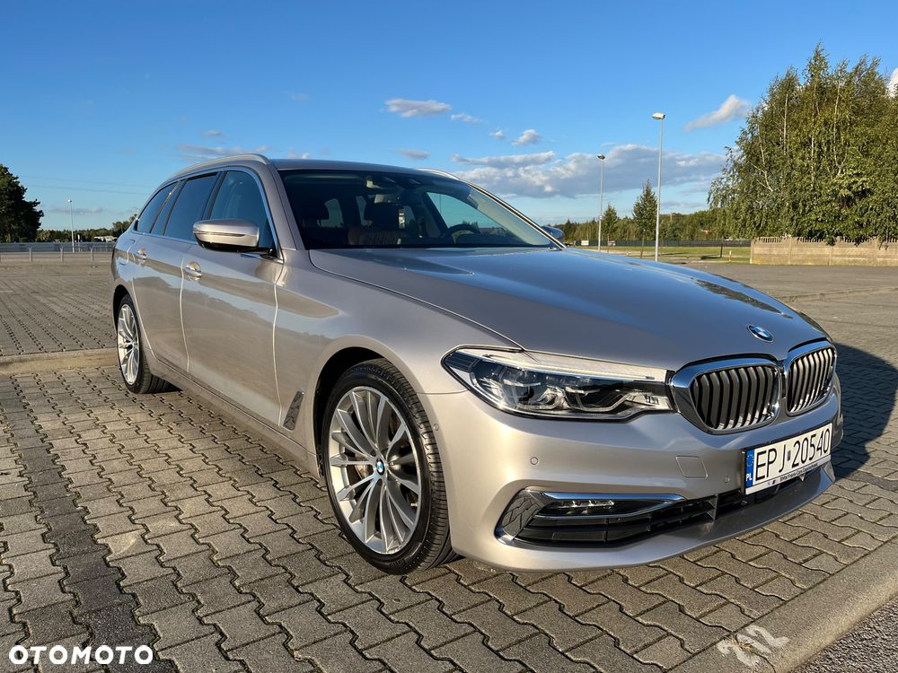 BMW Seria 5 540i xDrive GPF Luxury Line - 1