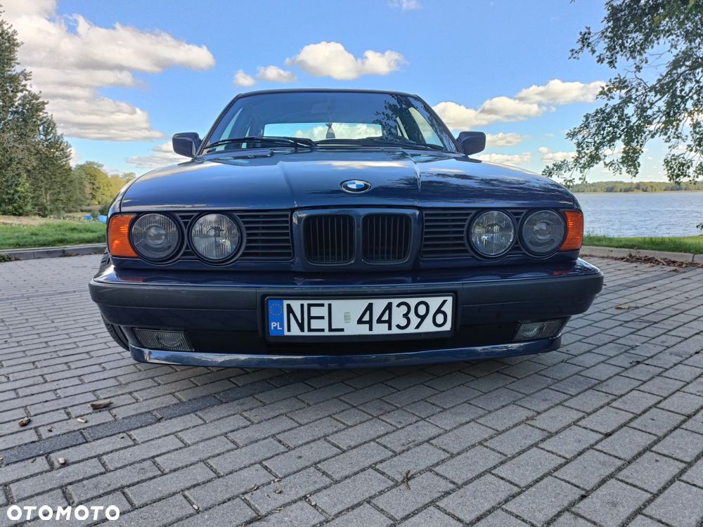 BMW Seria 5 520i - 2