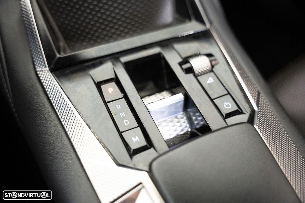 DS DS4 1.2 PureTech Bastille EAT8 - 11