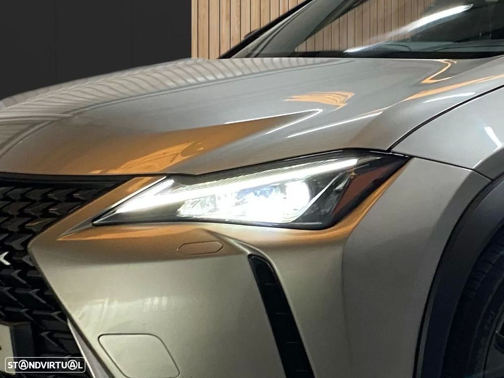 Lexus UX 250h Executive+ - 5