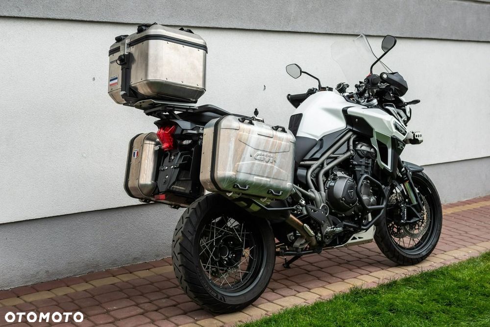 Triumph Tiger - 8