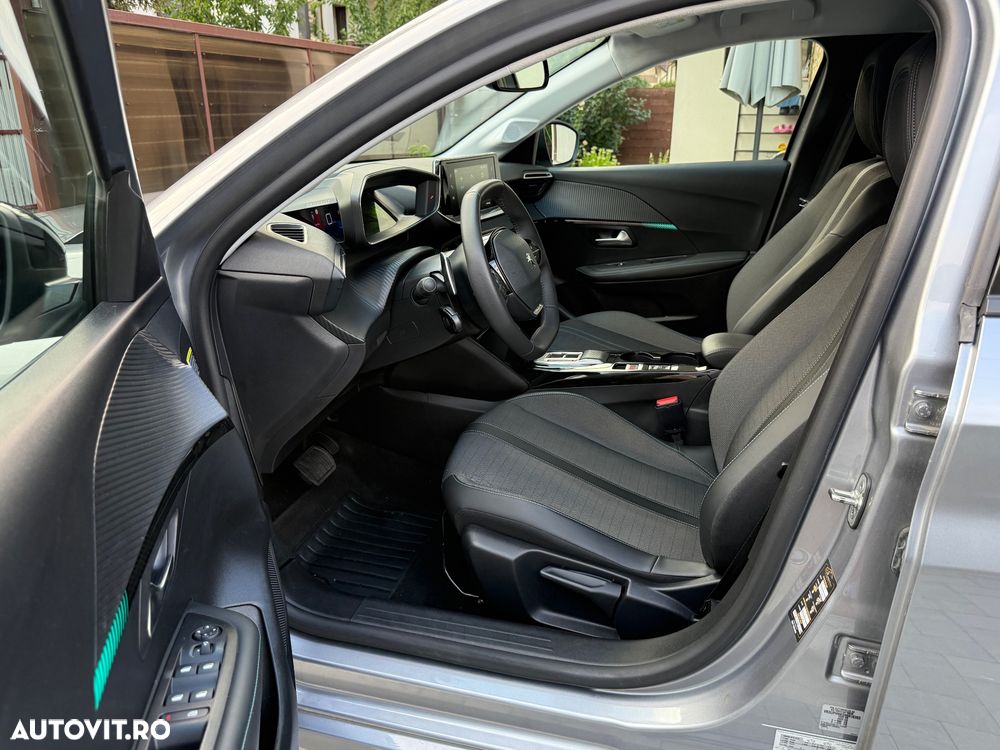 Peugeot 208 1.2 L PureTech STT EAT8 Allure Pack - 4