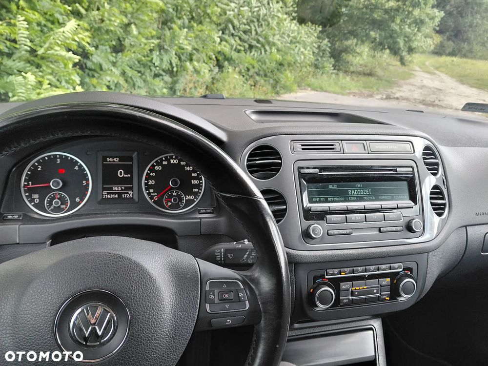 Volkswagen Tiguan - 33