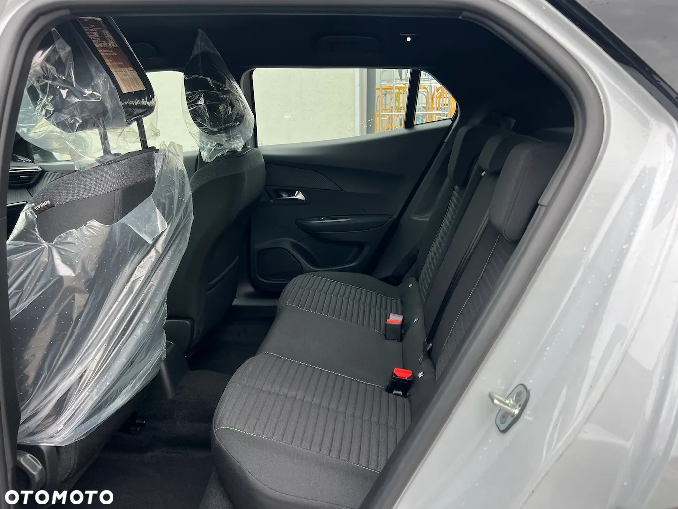 Peugeot 2008 1.2 PureTech Active S&S - 10