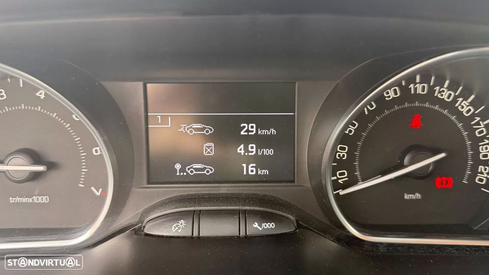 Peugeot 2008 1.2 PureTech Style - 35
