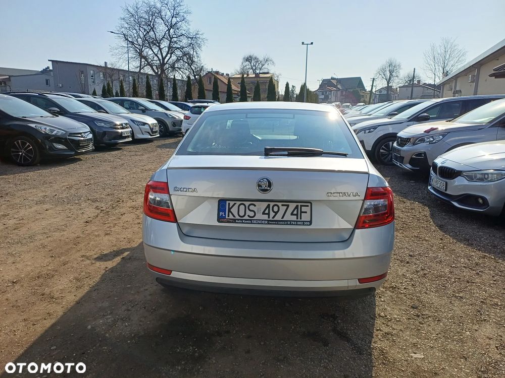 Skoda Octavia 1.8 TSI DSG Ambition - 6