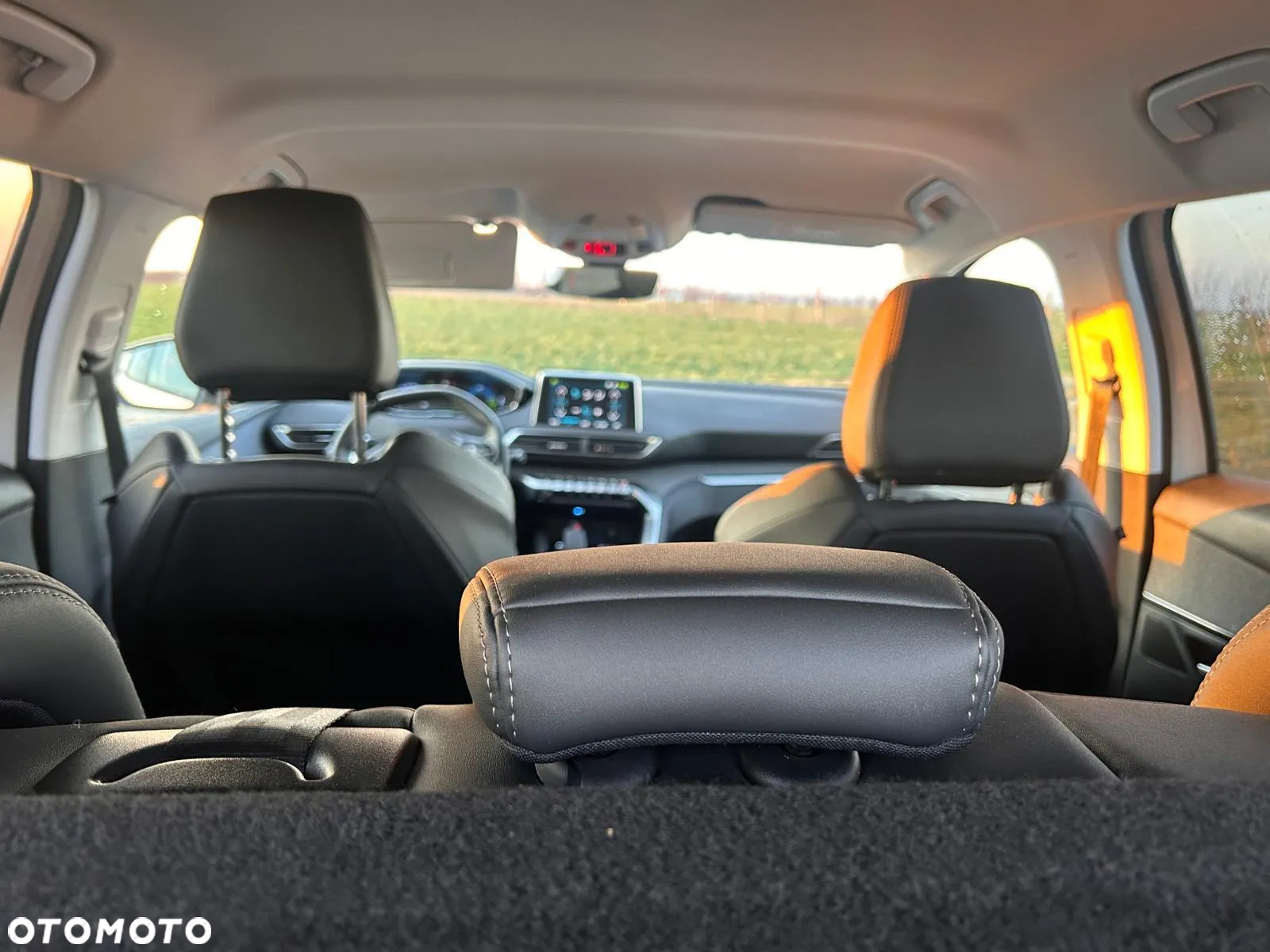 Peugeot 3008 Plug-In Hybrid 225 e-EAT8 Allure Pack - 12