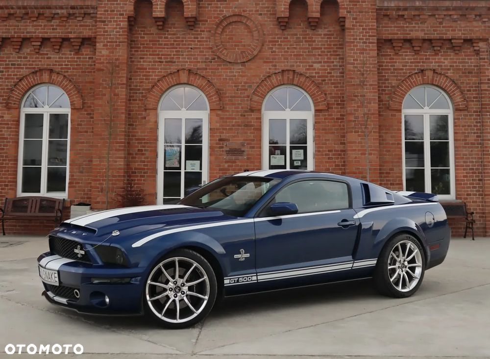 Ford Mustang - 4