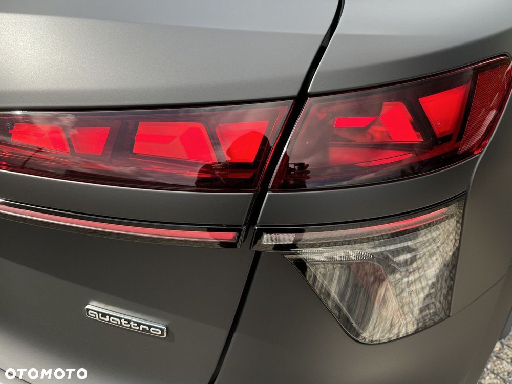 Audi Q3 Sportback - 14