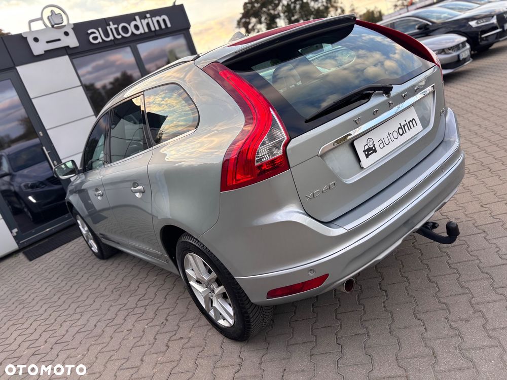 Volvo XC 60 D3 Geartronic Summum - 13