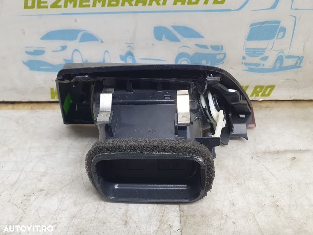 Grila ventilatie bord 9205356-07 BMW Seria 1 F20/F21 [2011 - 2015] - 2