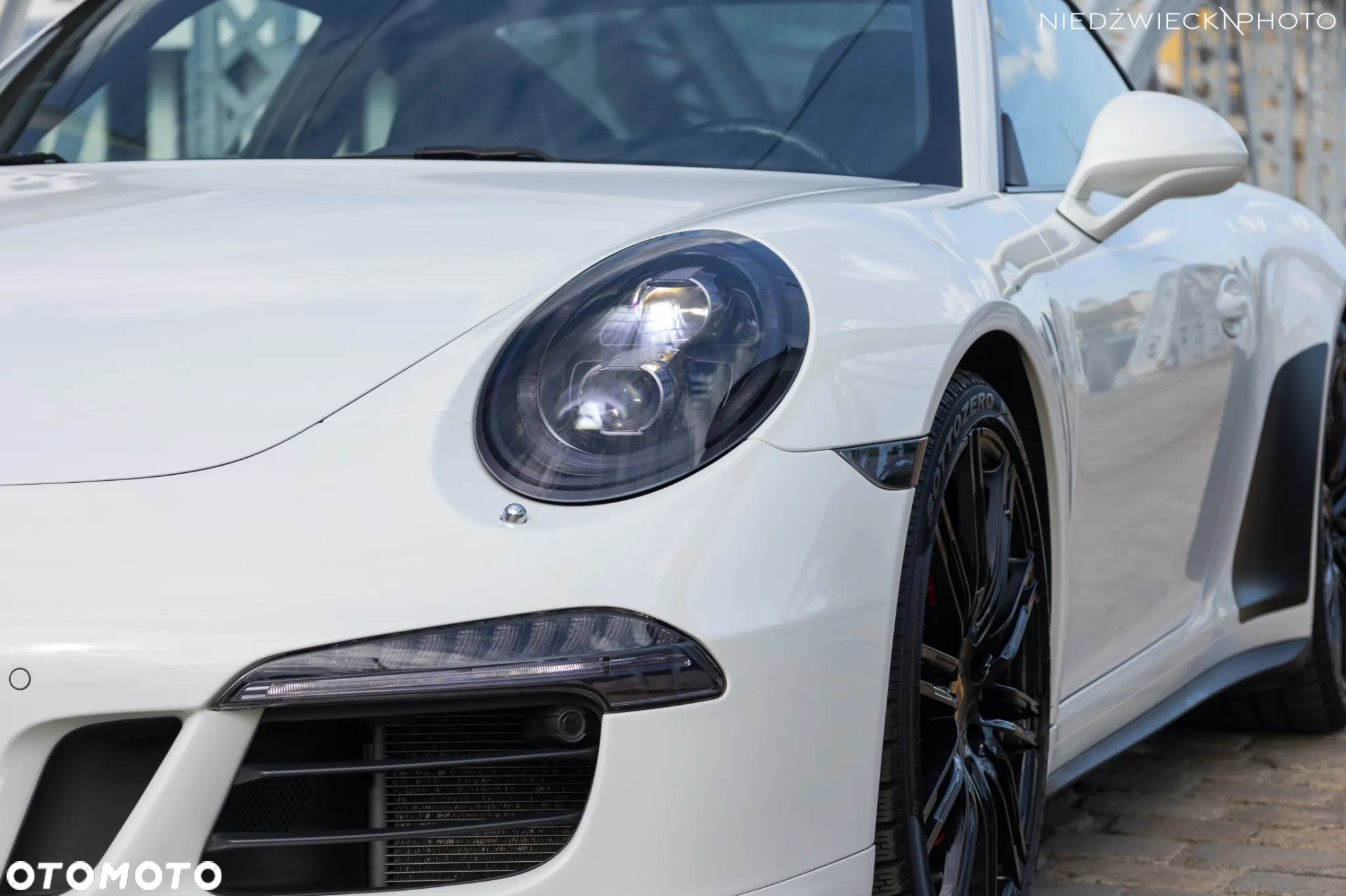 Porsche 911 50th Anniversary Edition PDK - 25