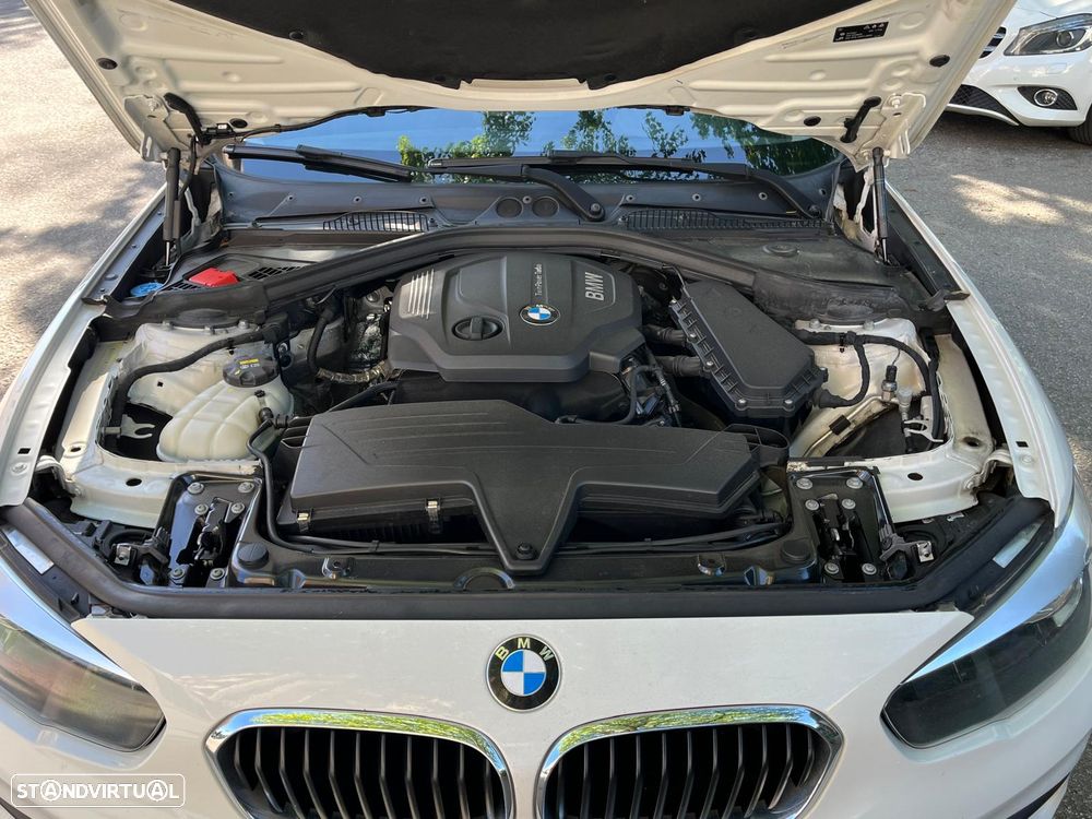 BMW 116 d Line Urban - 9