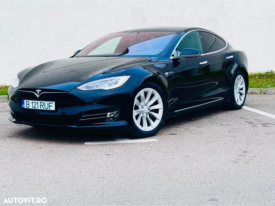 Tesla Model S Dual Motor Allradantrieb - 1