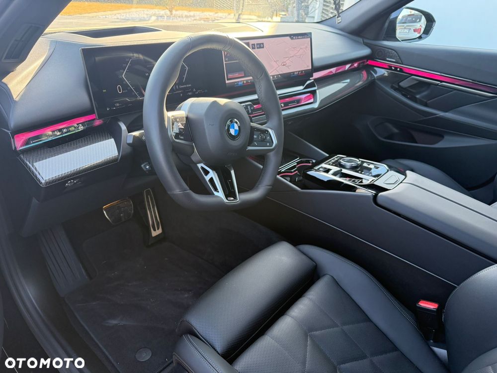 BMW Seria 5 520d - 31