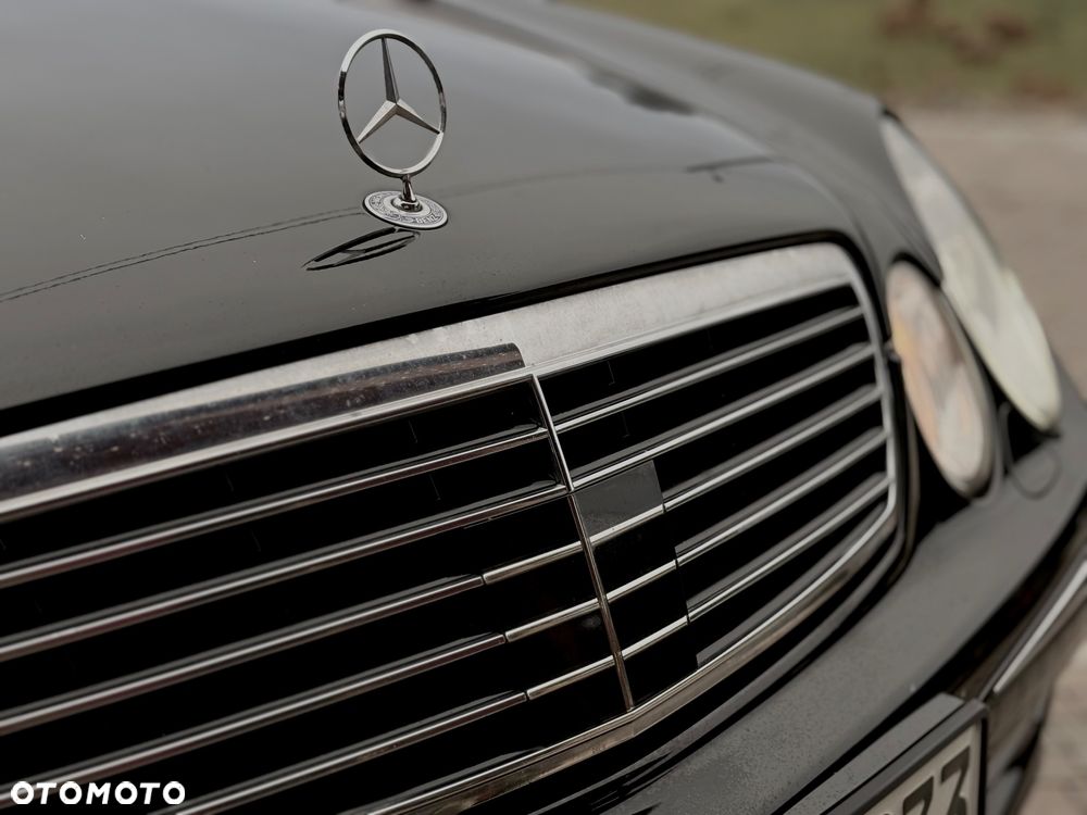 Mercedes-Benz Klasa E 320 Avantgarde - 17