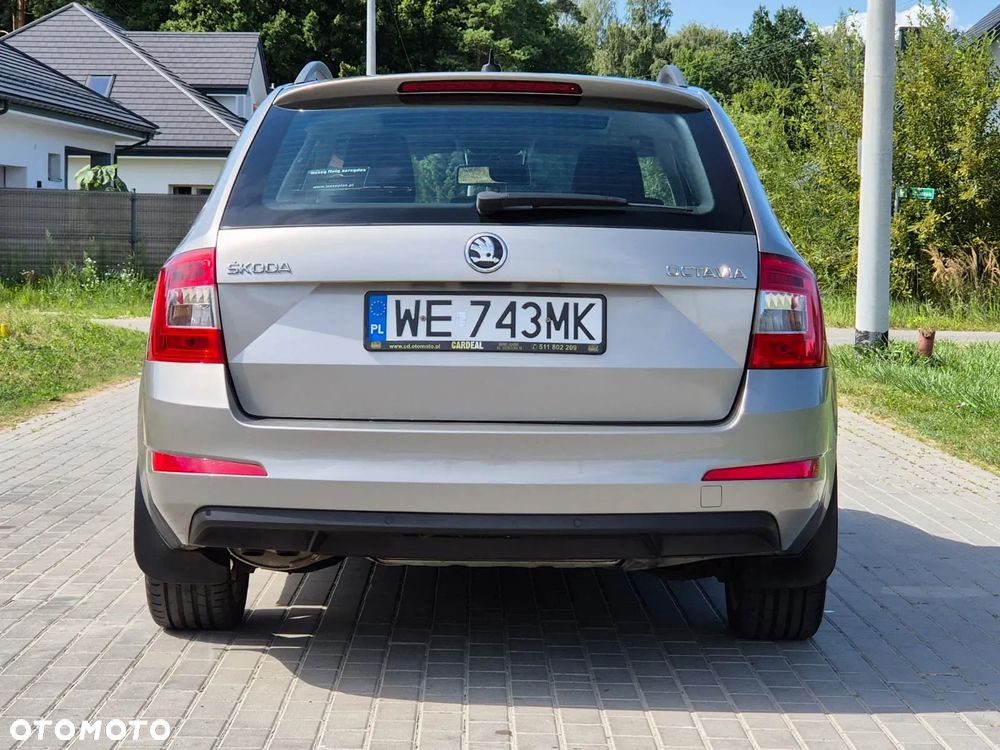 Skoda Octavia 2.0 TDI Ambition DSG - 19