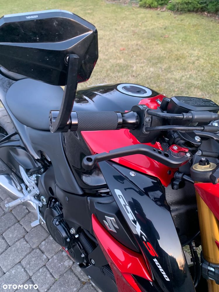 Suzuki GSX 1000 - 21