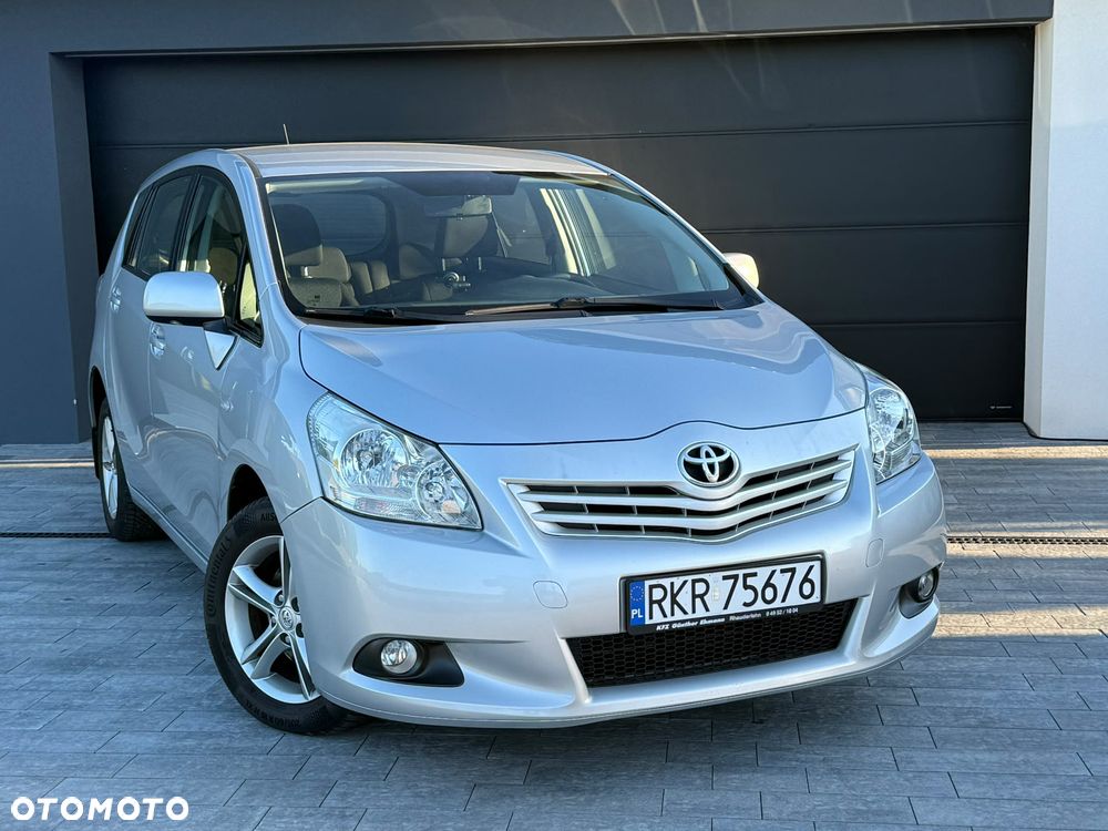 Toyota Verso 1.8 Sol - 9