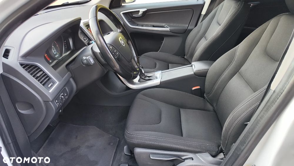 Volvo XC 60 - 19