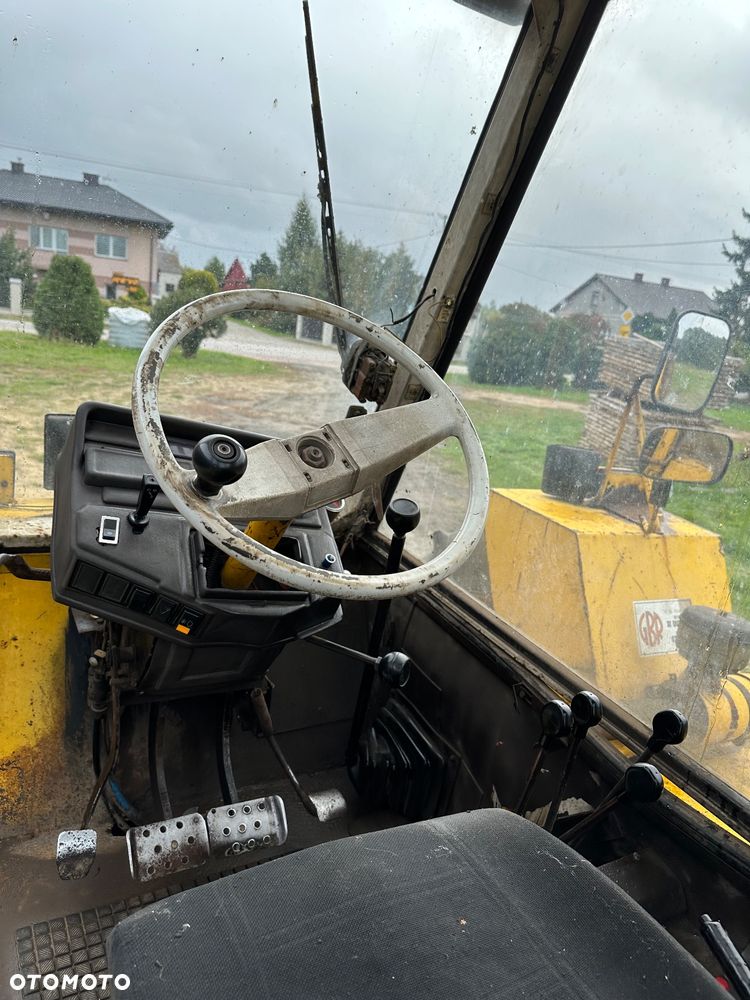 JCB 520-4 - 8