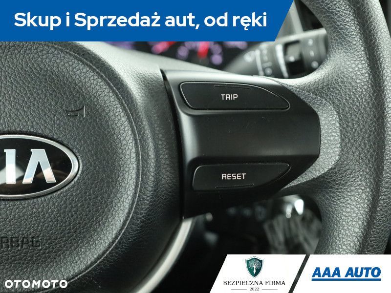 Kia Rio - 14