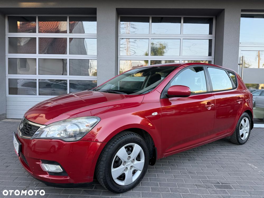 Kia Ceed 1.4 Comfort + - 19