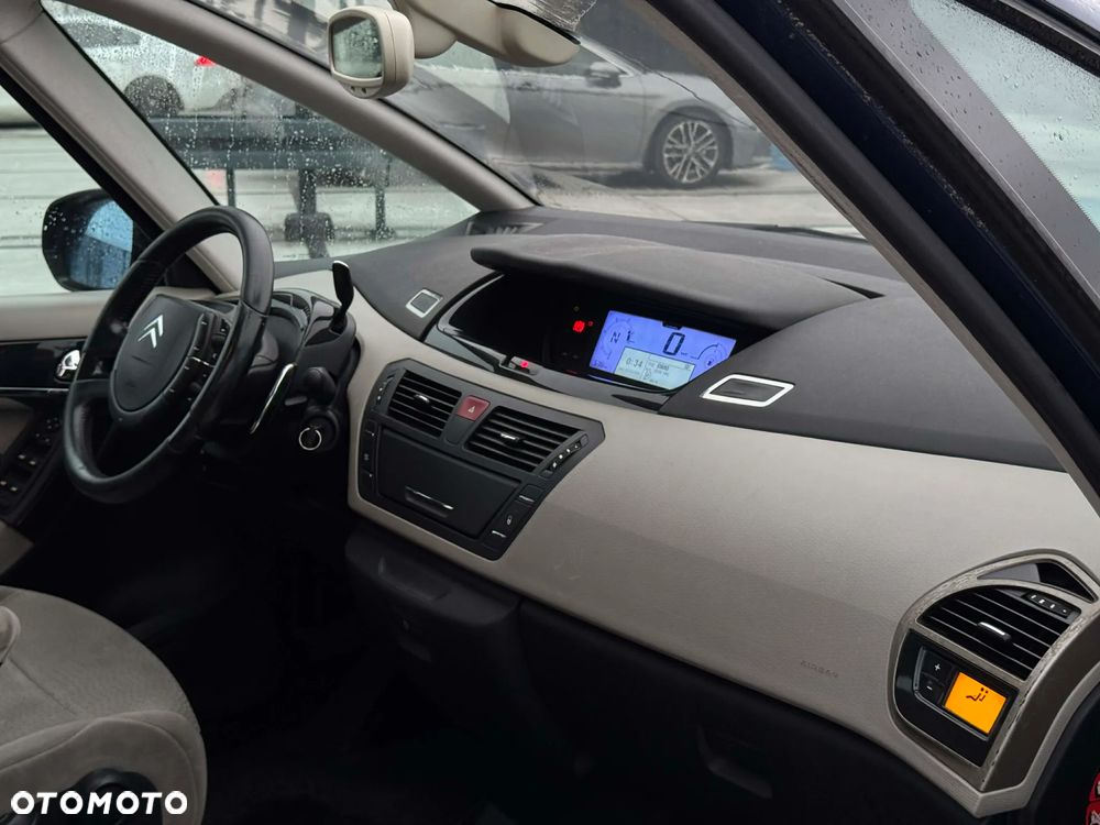 Citroën C4 Grand Picasso 2.0 HDi Impress Exclusive - 18