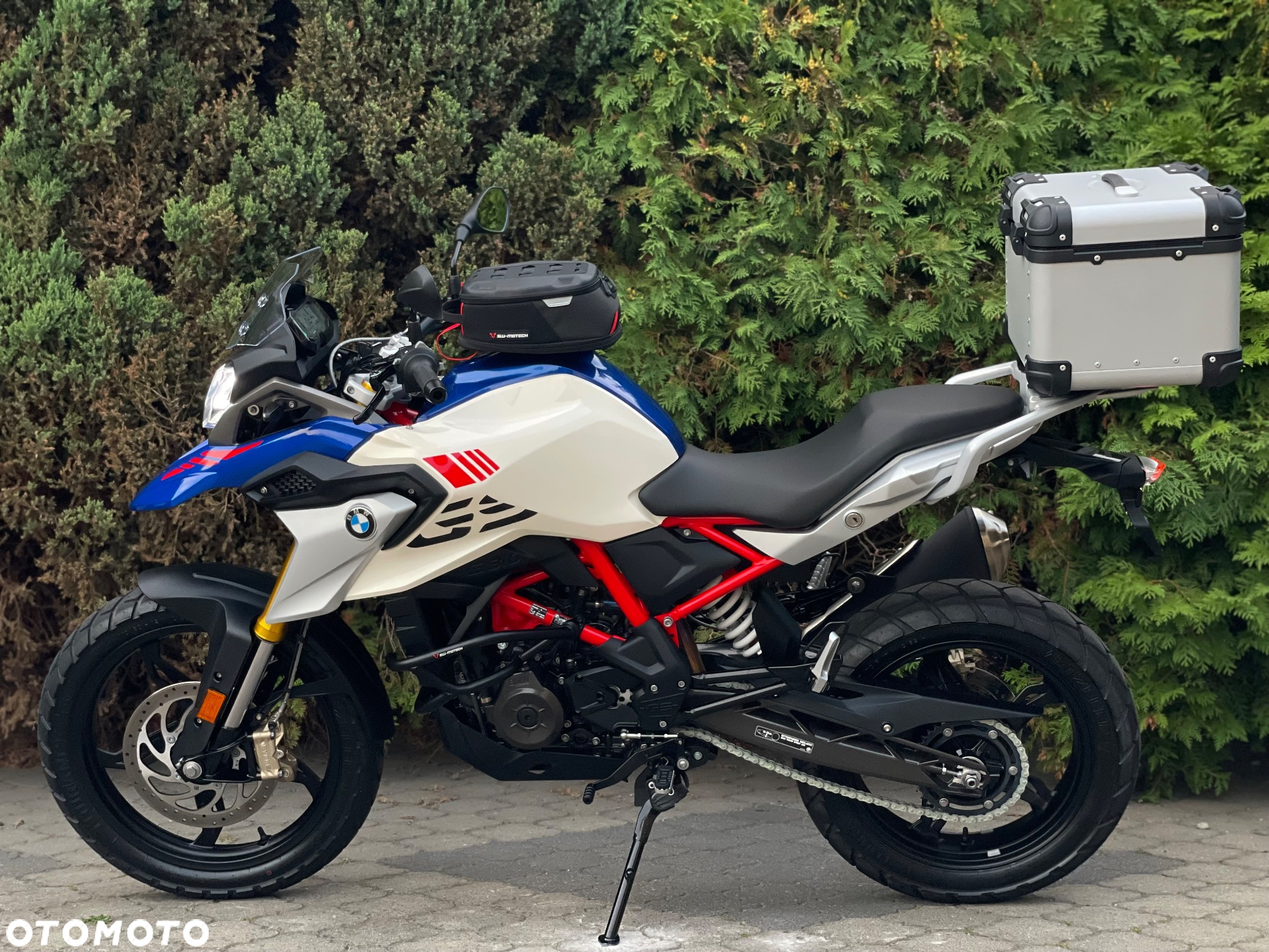BMW G - 6