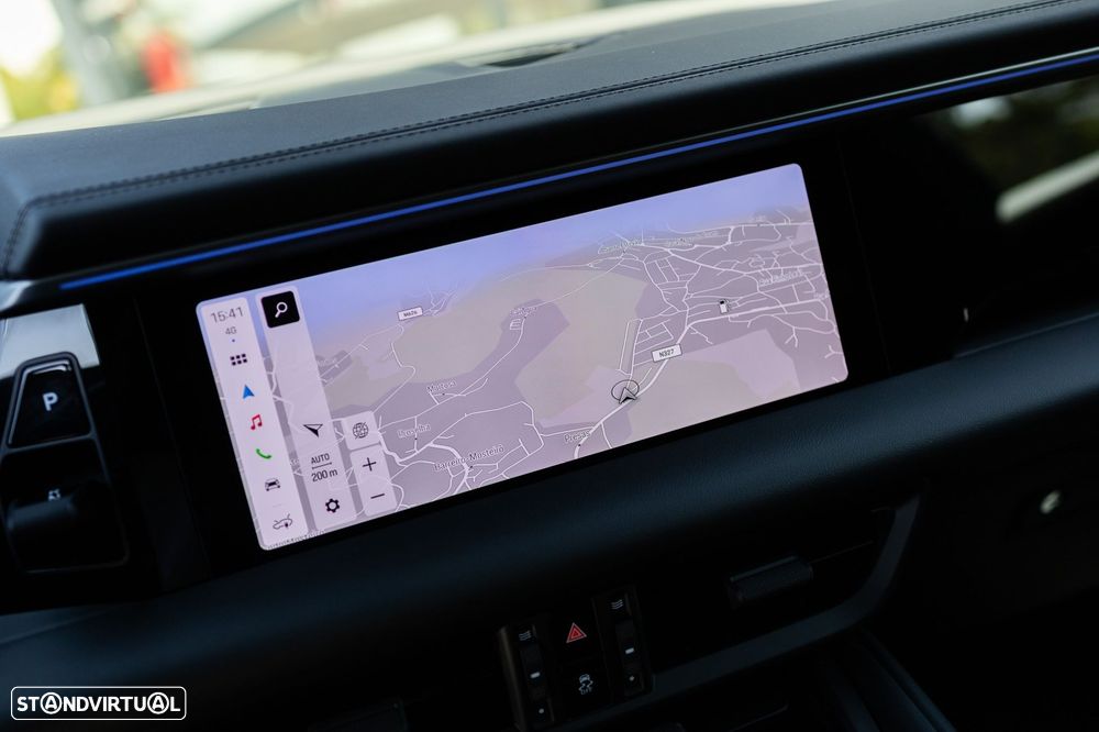 Porsche Macan Electric 4 - 31