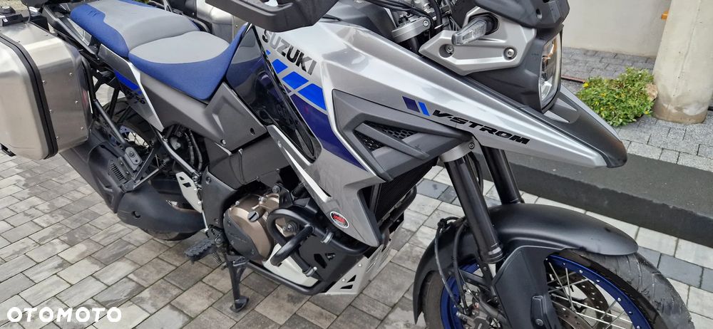 Suzuki DL - 6