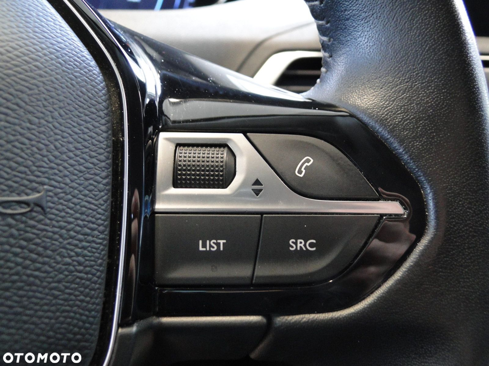 Peugeot 3008 - 27