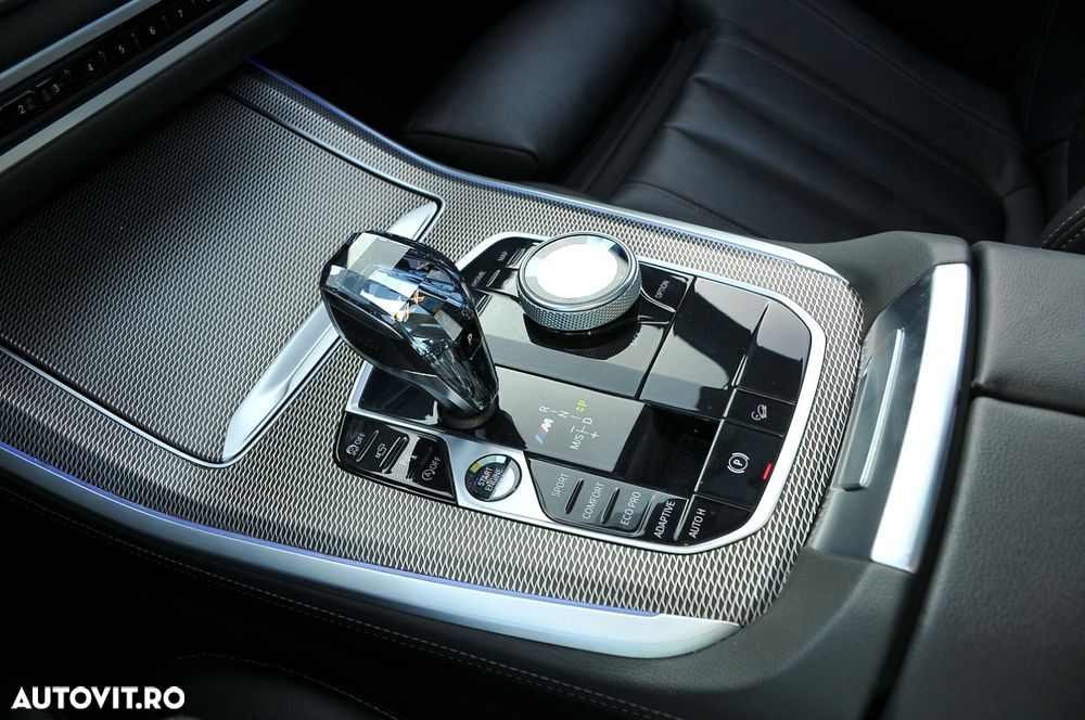 BMW X5 M M50i - 14