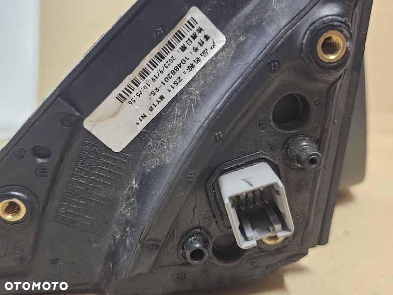 MG ZS LIFT LUSTERKO DRZWI PRAWE 8 PIN 10488201 - 11