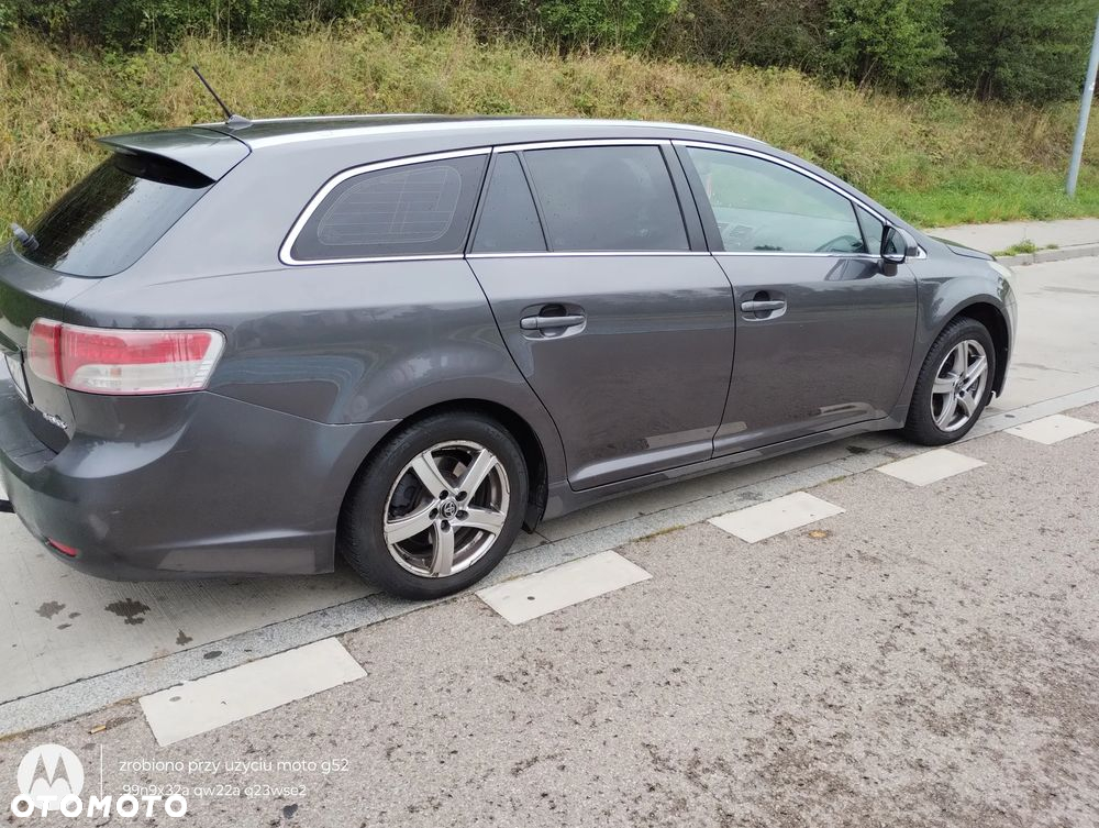 Toyota Avensis 2.0 D-4D Combi - 16