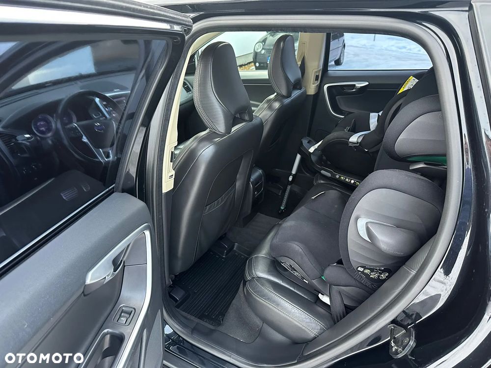 Volvo XC 60 - 13