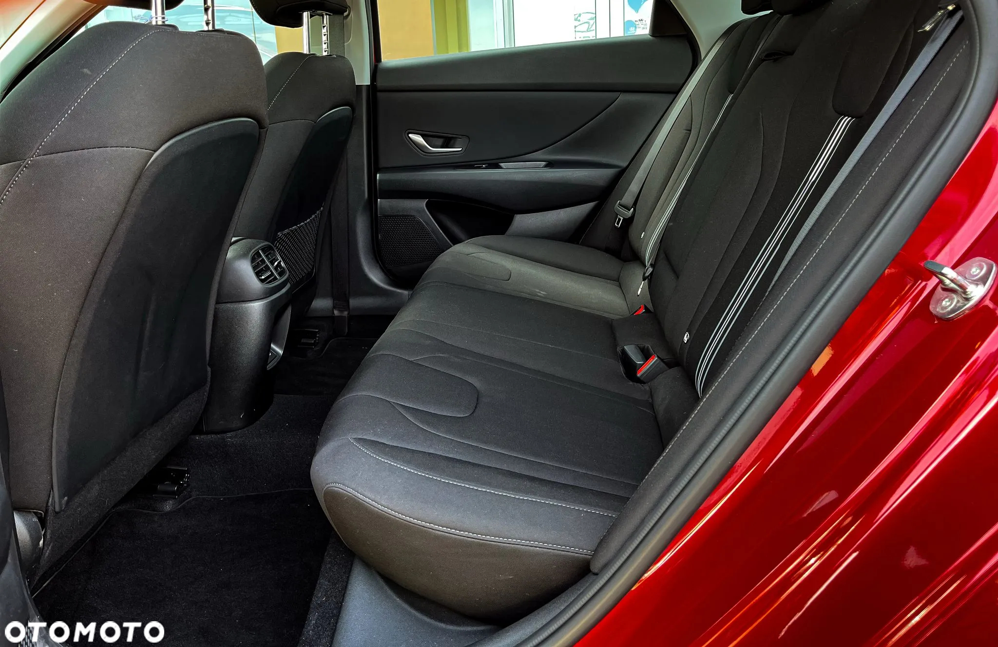 Hyundai Elantra 1.6 Smart CVT - 12