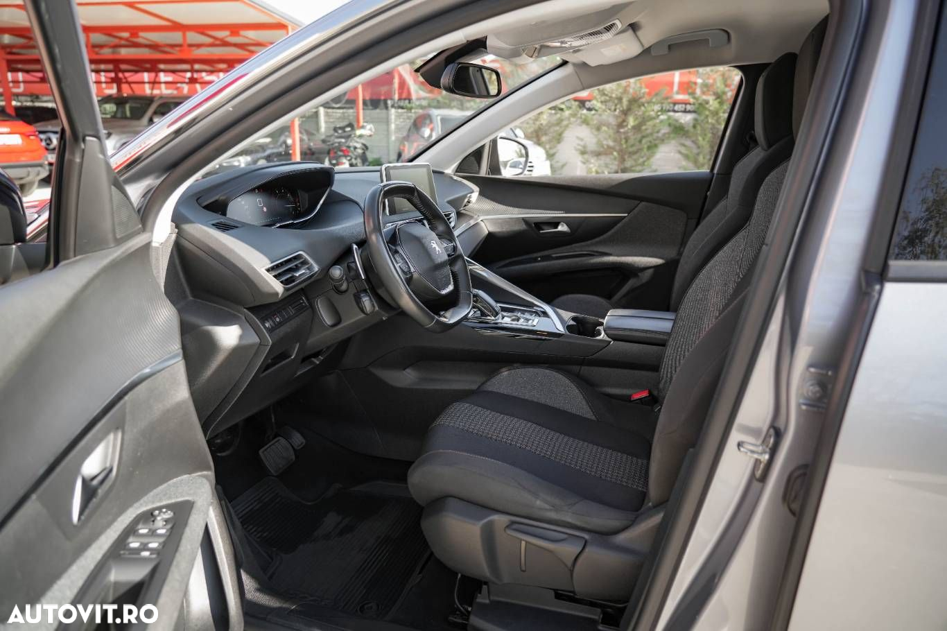 Peugeot 5008 - 12