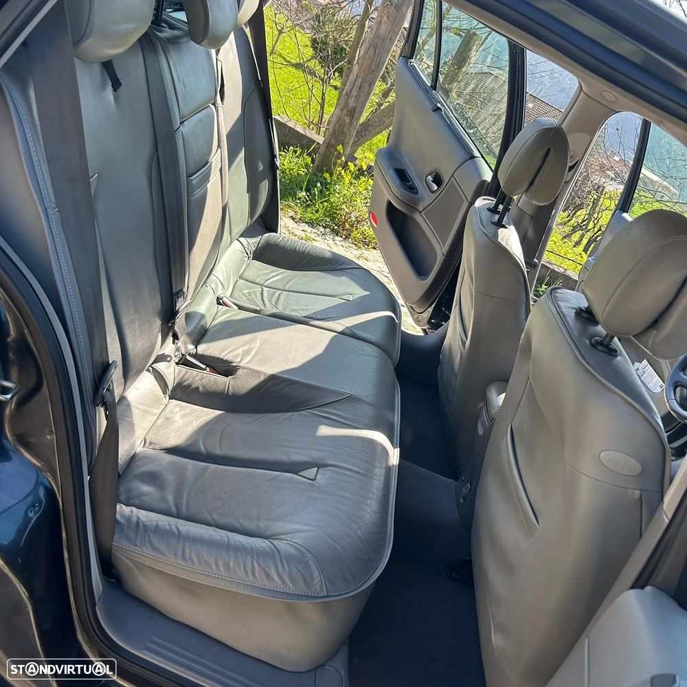 Renault Laguna 1.6 Privilège - 4