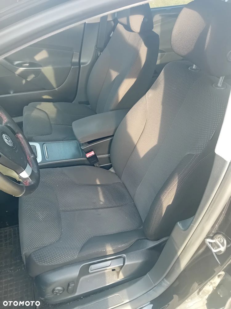 Volkswagen Passat 1.8 TSI Comfortline - 8