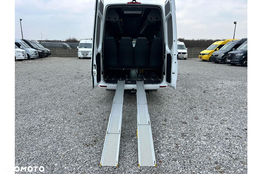 Mercedes-Benz Sprinter 517 - 6