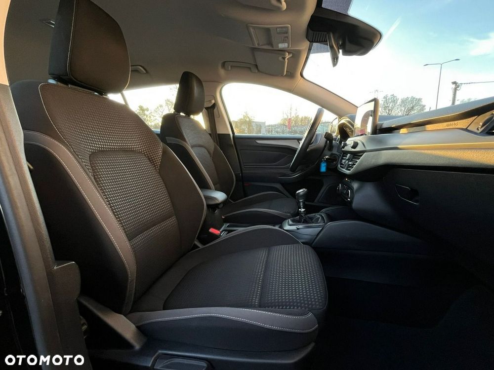 Ford Focus SW 1.5 EcoBlue S&S COOL&CONNECT - 17