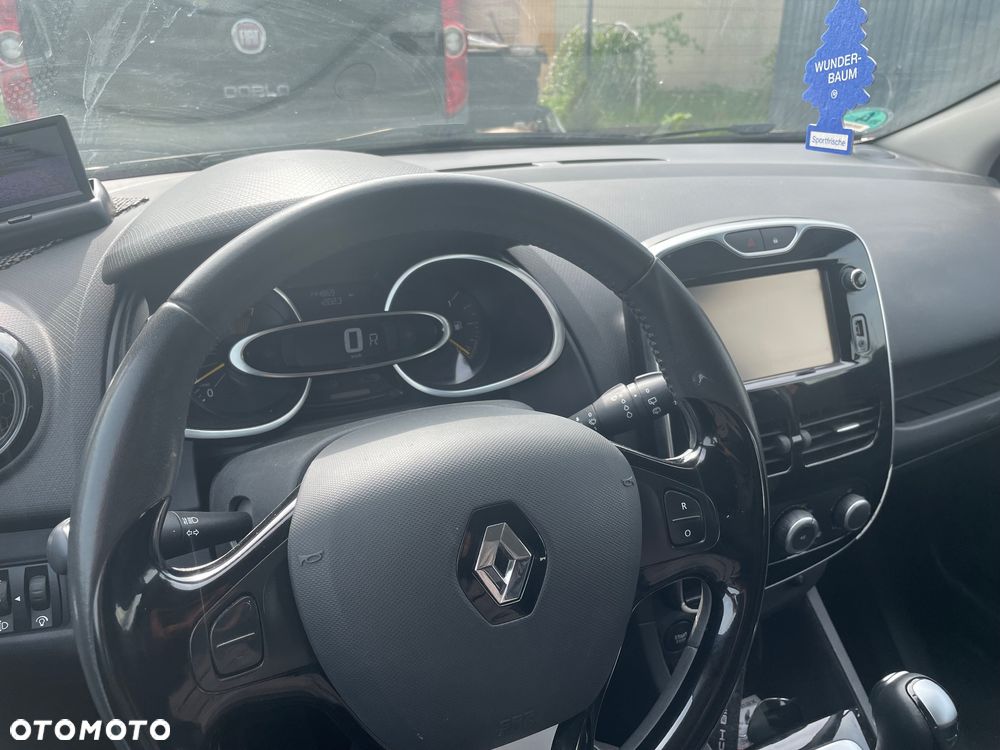 Renault Clio 1.2 TCe Limited EDC - 19