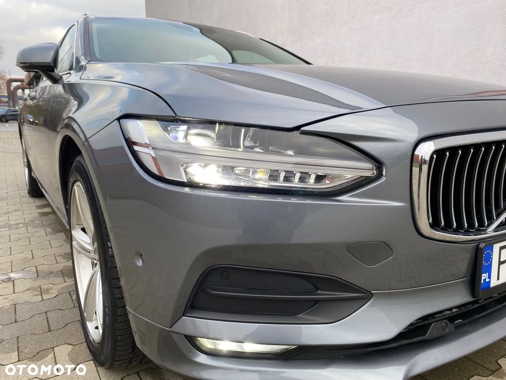 Volvo V90 D4 Momentum - 11