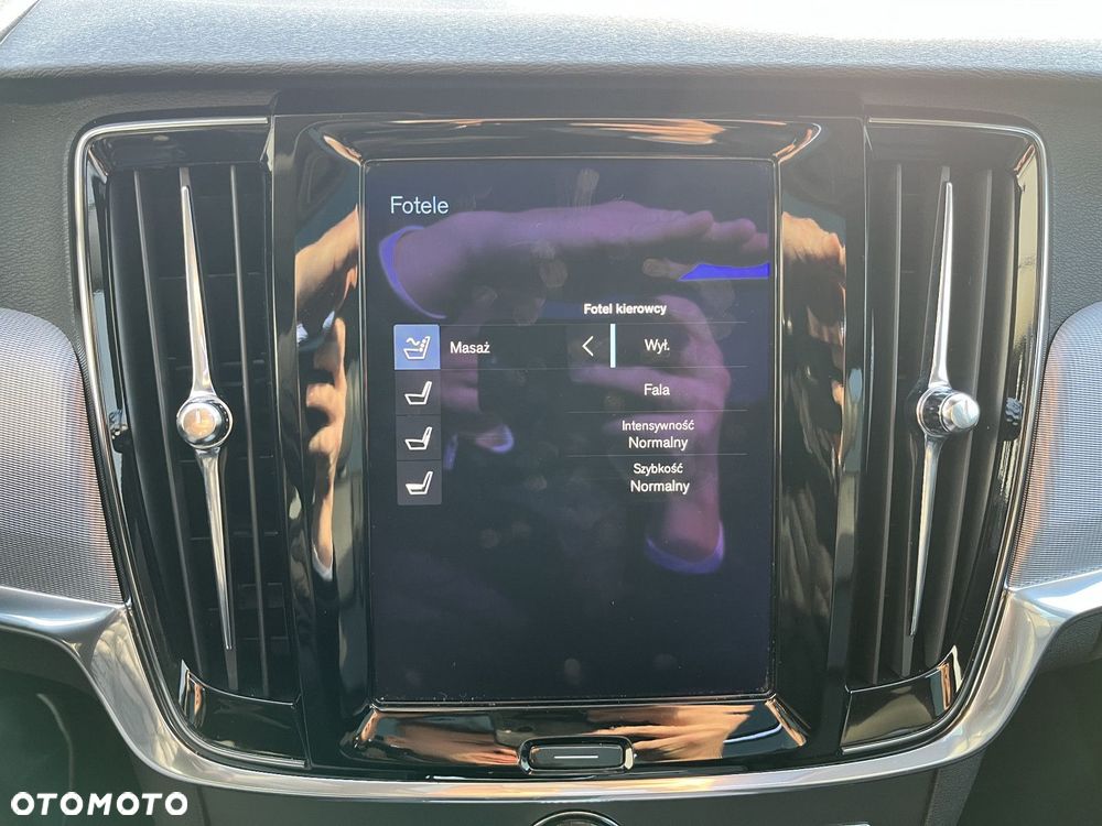 Volvo V90 Cross Country - 25