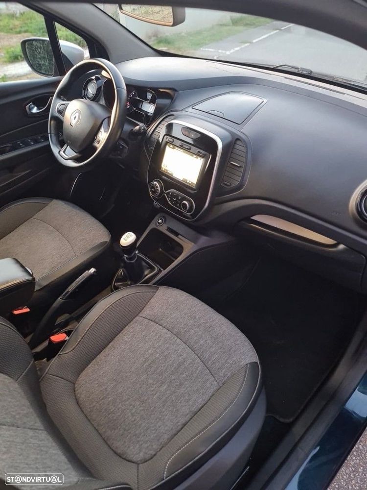 Renault Captur - 17