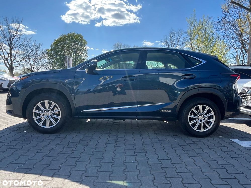 Lexus NX 300h Elite 2WD - 6