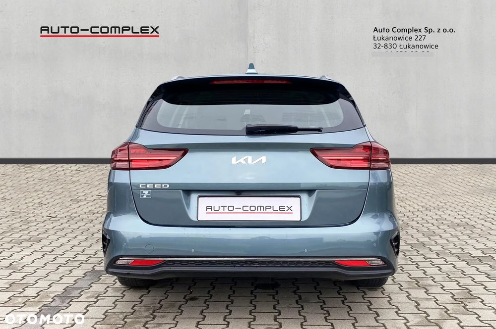 Kia Ceed 1.5 T-GDI M - 5